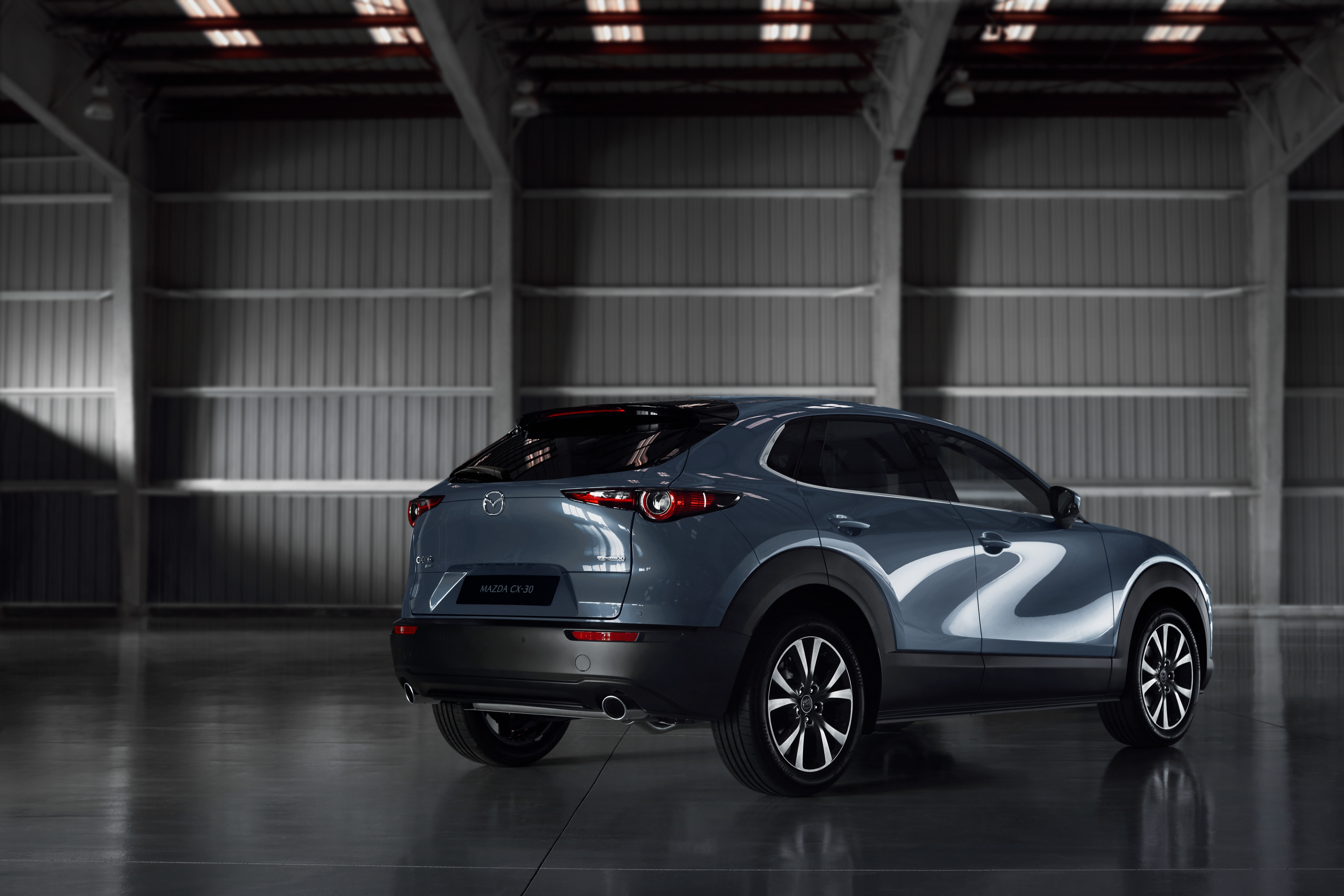 2019_CX-30_EU(LHD)_1_C29_PolymetalGrey_3DR_AWD_png